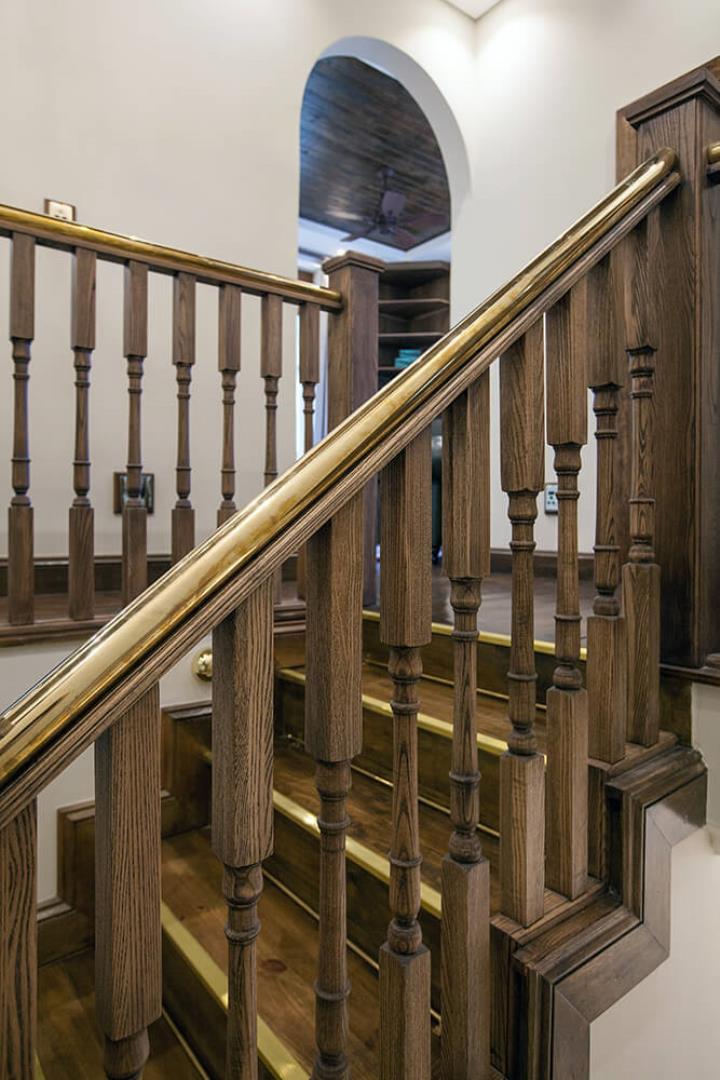 768730_122f_Stairs.jpg